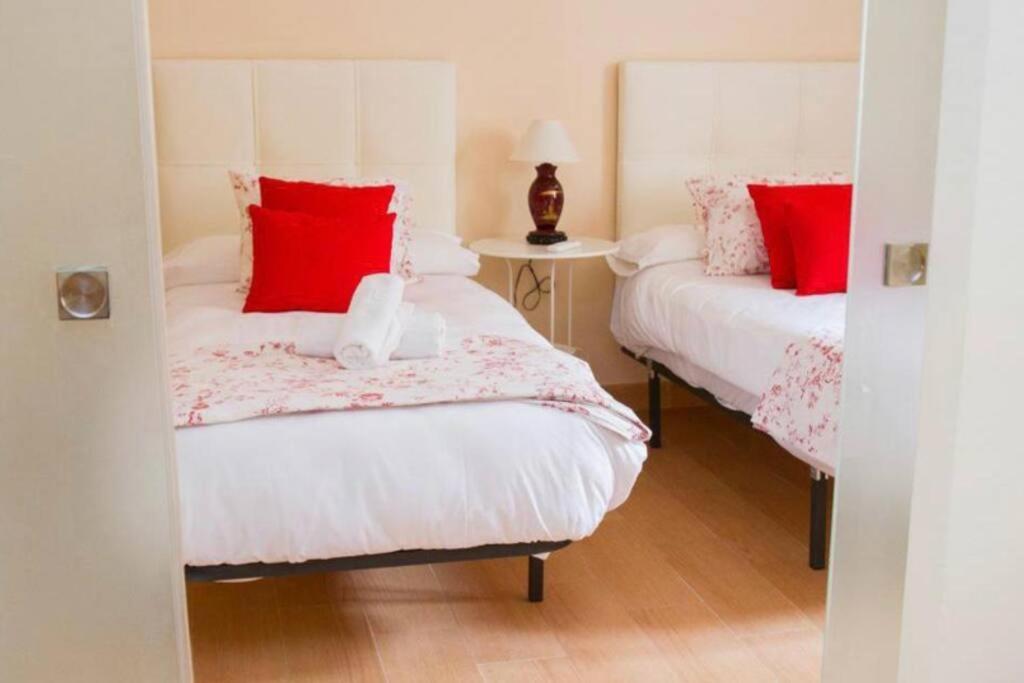Piso Junto A La Catedral, 4-5 Personas Apartment Malaga Bagian luar foto