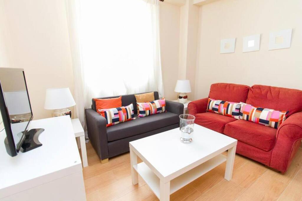 Piso Junto A La Catedral, 4-5 Personas Apartment Malaga Bagian luar foto