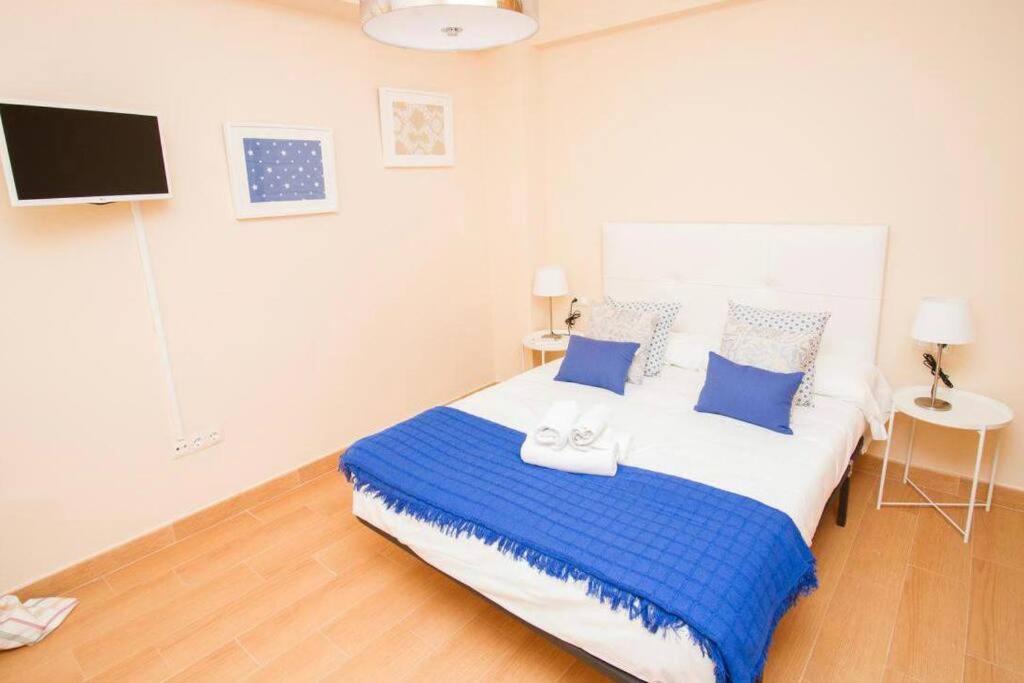 Piso Junto A La Catedral, 4-5 Personas Apartment Malaga Bagian luar foto