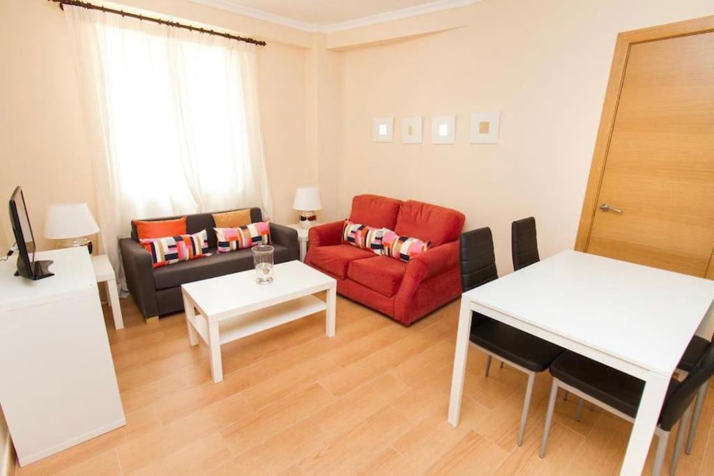 Piso Junto A La Catedral, 4-5 Personas Apartment Malaga Bagian luar foto